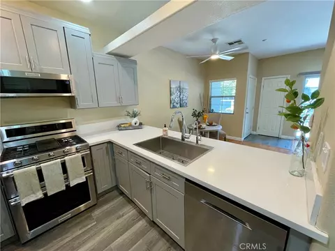 7414 Western Bay Dr, Buena Park, CA 90621