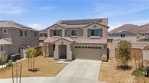 Exterior - 756 Green Ct, Perris, CA 92571 photo 3 of 7