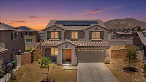 756 Green Ct, Perris, CA 92571