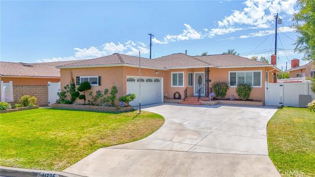 11725 Thermal Dr, La Mirada, CA 90638