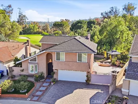26241 Via Oceano, Mission Viejo, CA 92691