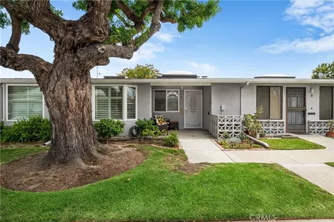 13701 Alderwood Ln W #29E, Seal Beach, CA 90740
