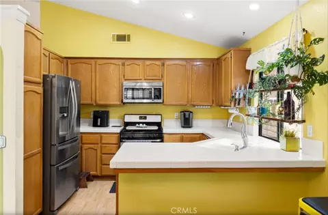 Kitchen - 1213 Eckenrode, Placentia, CA 92870 photo 3 of 5