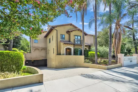 168 S Sierra Madre Blvd #114, Pasadena, CA 91107
