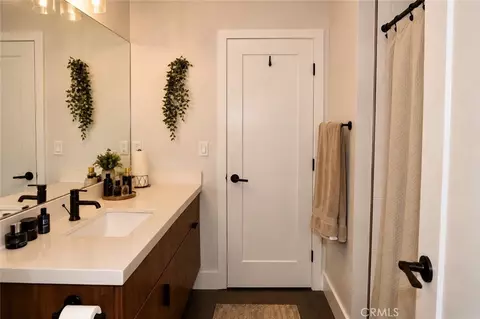 Bath - 7729 Marilyn Drive Dr, Corona, CA 92881 photo 1 of 2