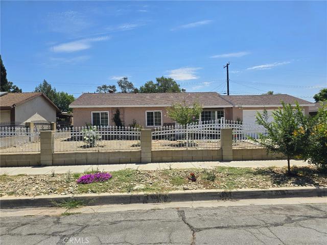 9909 Niagara Ave, Fontana, CA 92335