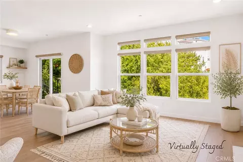 3822 Clayton Ave, Los Angeles, CA 90027