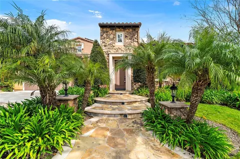 28 Drackert Ln, Ladera Ranch, CA 92694