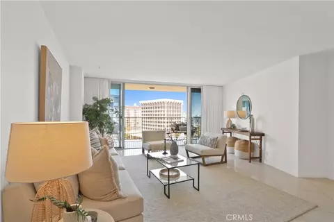 Living - 700 E Ocean Blvd #1501, Long Beach, CA 90802 photo 1 of 4