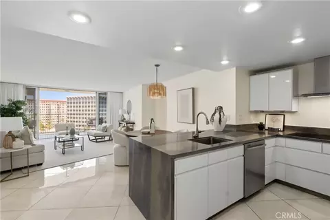 Kitchen - 700 E Ocean Blvd #1501, Long Beach, CA 90802 photo 1 of 3
