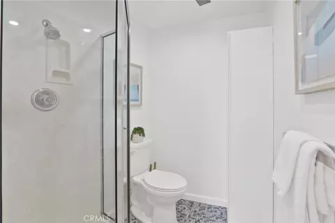 Bath - 700 E Ocean Blvd #1501, Long Beach, CA 90802 photo 3 of 3