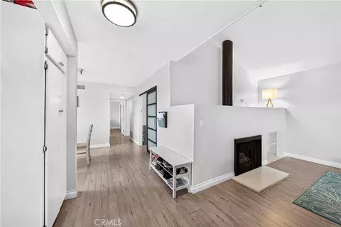 5475 Twin Lks, Cypress, CA 90630