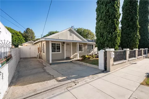 46 Pleasant St, Long Beach, CA 90805
