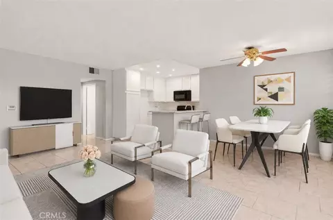 13100 Bromont Ave #15, Sylmar, CA 91342