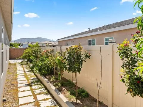 Exterior - 7561 Baerss Rd, Riverside, CA 92507 photo 4 of 11