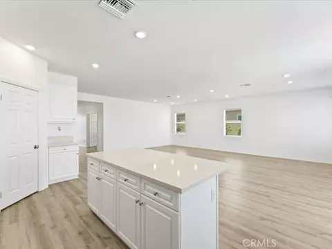 Living - 7561 Baerss Rd, Riverside, CA 92507 photo 6 of 6