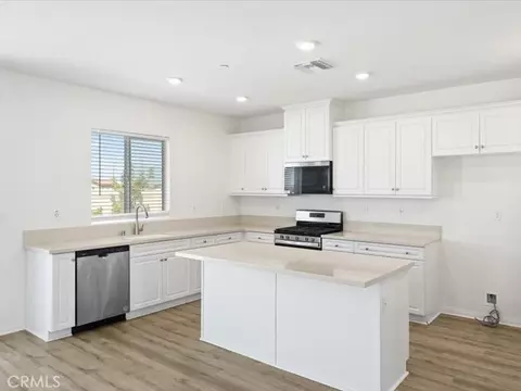 Kitchen - 7561 Baerss Rd, Riverside, CA 92507 photo 3 of 3