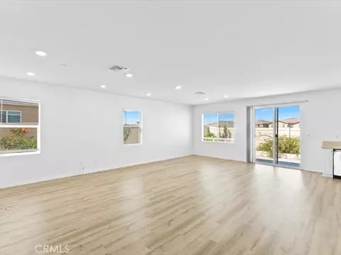 Living - 7561 Baerss Rd, Riverside, CA 92507 photo 4 of 6