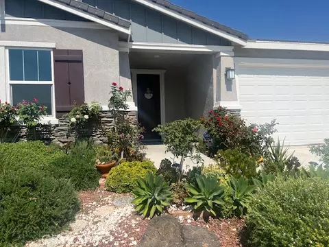 Exterior - 7561 Baerss Rd, Riverside, CA 92507 photo 8 of 11
