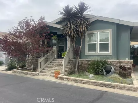 10681 Oak, Los Alamitos, CA 90720