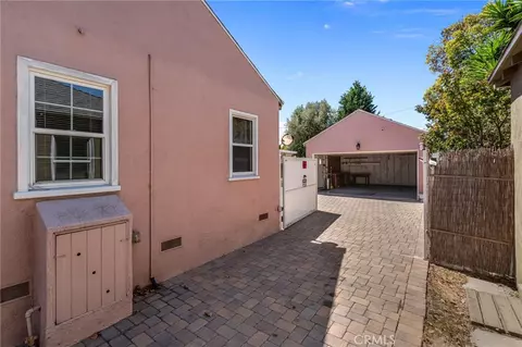 Exterior - 3931 E De Ora Way, Long Beach, CA 90815 photo 11 of 12