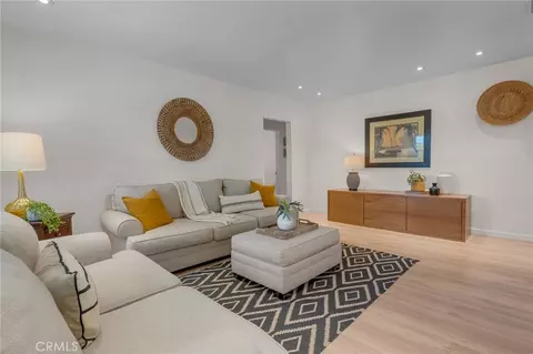 Living - 3931 E De Ora Way, Long Beach, CA 90815 photo 1 of 3