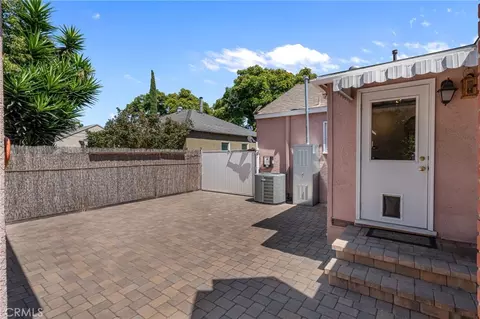 Exterior - 3931 E De Ora Way, Long Beach, CA 90815 photo 9 of 12