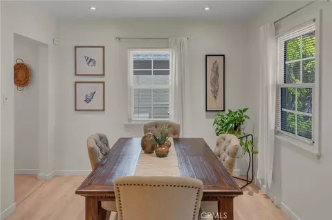 Dining - 3931 E De Ora Way, Long Beach, CA 90815 photo 1 of 3
