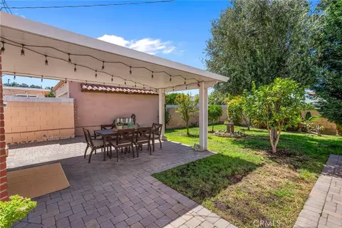 Exterior - 3931 E De Ora Way, Long Beach, CA 90815 photo 3 of 12