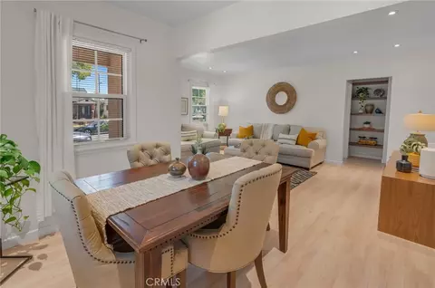 Dining - 3931 E De Ora Way, Long Beach, CA 90815 photo 3 of 3