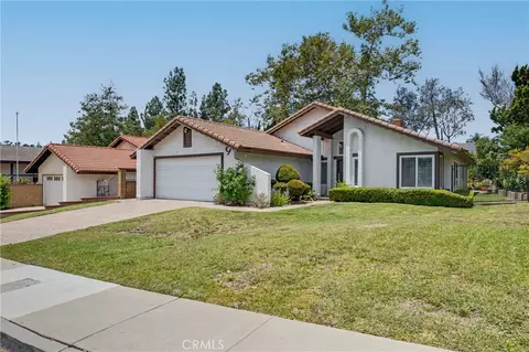 9 Old Wood, Pomona, CA 91766