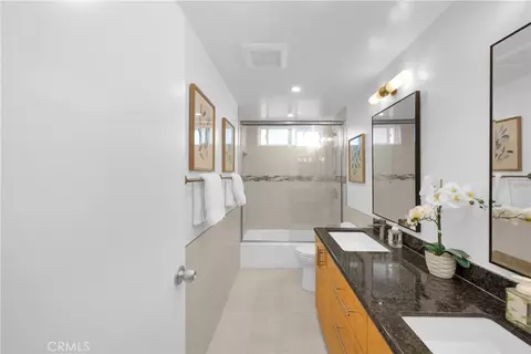 Bath - 4457 Via Largo, Cypress, CA 90630 photo 4 of 5