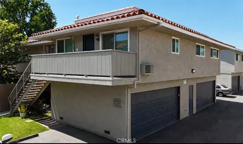 2423 Deodar, Santa Ana, CA 92705