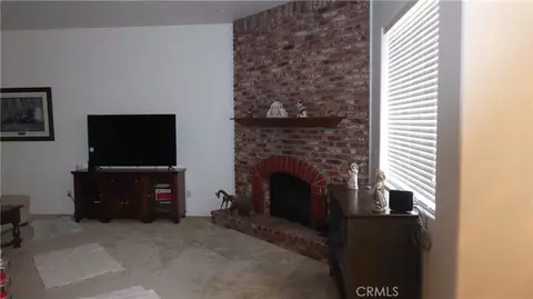 Living - 40482 Gavilan Mtn, Fallbrook, CA 92028 photo 3 of 5