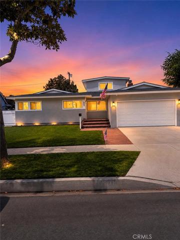 1876 Petaluma Ave, Long Beach, CA 90815