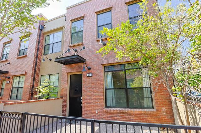 527 W Maple, Orange, CA 92868