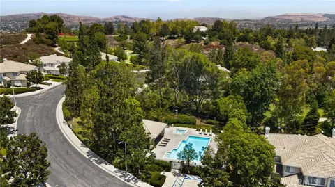 View/Area - 1918 Edinburgh Way, Fullerton, CA 92831 photo 7 of 10