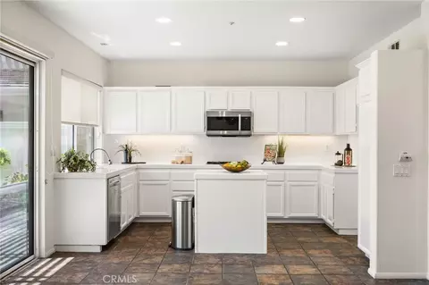Kitchen - 1918 Edinburgh Way, Fullerton, CA 92831 photo 1 of 4