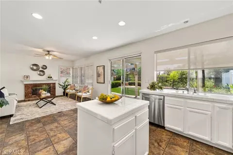 Kitchen - 1918 Edinburgh Way, Fullerton, CA 92831 photo 4 of 4