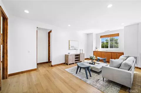Living - 28 Drackert Ln, Ladera Ranch, CA 92694 photo 9 of 10