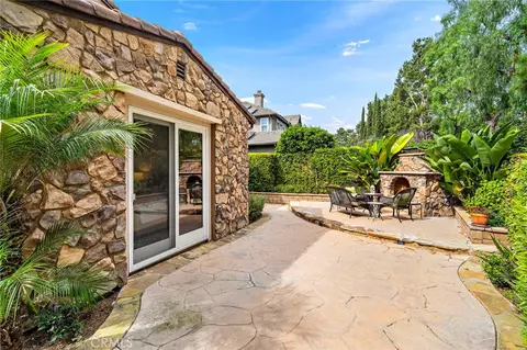 Exterior - 28 Drackert Ln, Ladera Ranch, CA 92694 photo 8 of 18
