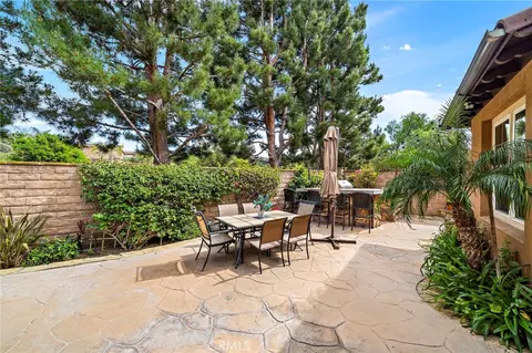 Exterior - 28 Drackert Ln, Ladera Ranch, CA 92694 photo 4 of 18