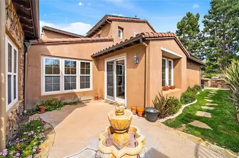 Exterior - 28 Drackert Ln, Ladera Ranch, CA 92694 photo 9 of 18