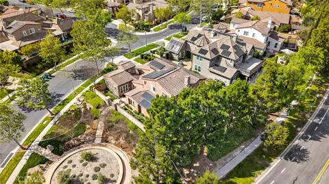 View/Area - 28 Drackert Ln, Ladera Ranch, CA 92694 photo 4 of 13