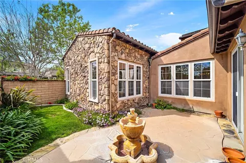 Exterior - 28 Drackert Ln, Ladera Ranch, CA 92694 photo 6 of 18
