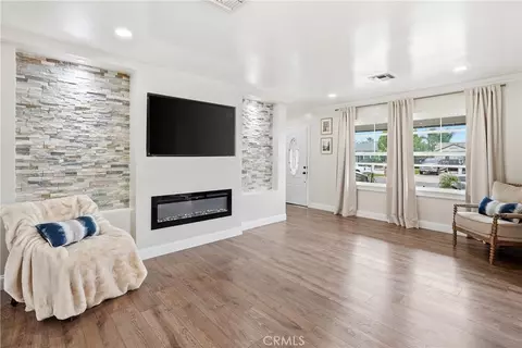 8596 Comet, Rancho Cucamonga, CA 91730 photo 4