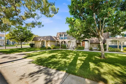 4163 Larwin, Cypress, CA 90630 photo 3