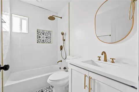 Bath - 501 S Sloan, Compton, CA 90221 photo 3 of 3