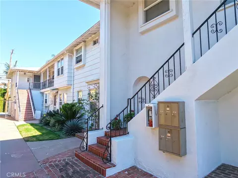 953 E Carson, Long Beach, CA 90807 photo 2