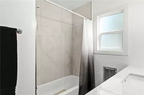 Bath - 6440 Petit, Van Nuys, CA 91406 photo 1 of 4